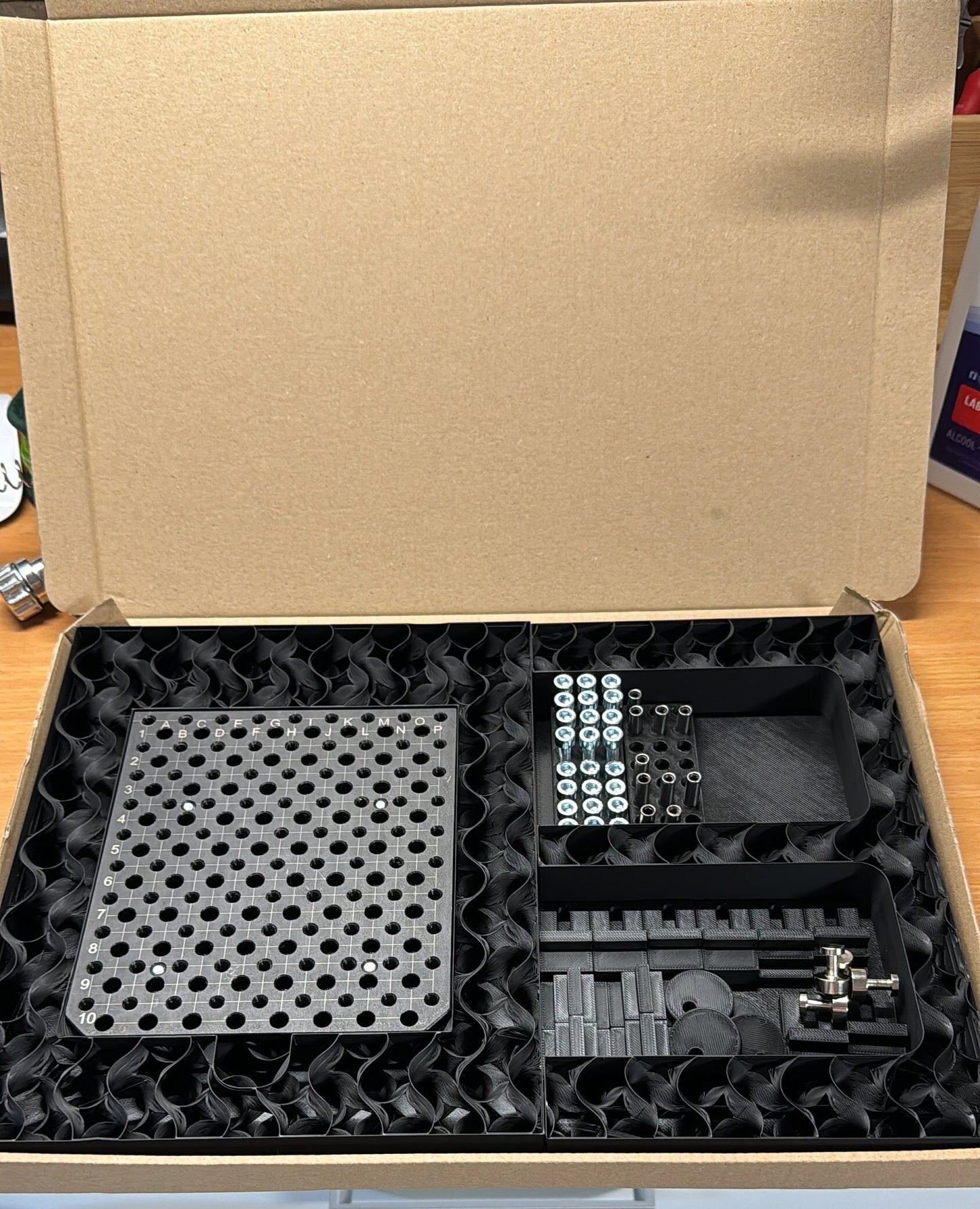 xTool F1 Jigmaker – Multitool für Präzise Bauteilaufnahmen & Wiederholgenaue Gravuren