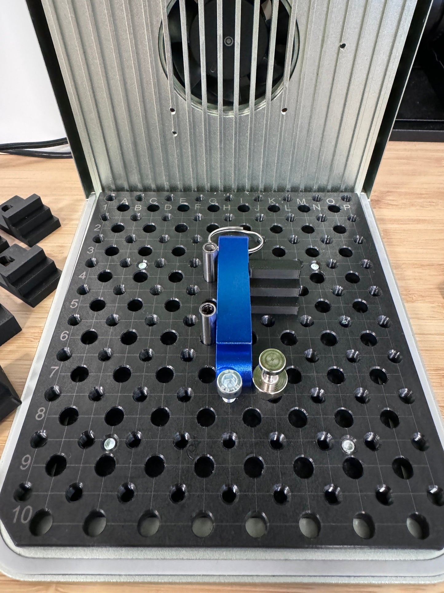 xTool F1 Jigmaker – Multitool für Präzise Bauteilaufnahmen & Wiederholgenaue Gravuren