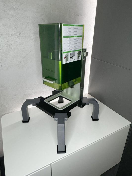 xTool F1 Riser XL – Extra große Erhöhung für größere Gravuren & RA2 Zubehör, ideal für Lasergravuren.