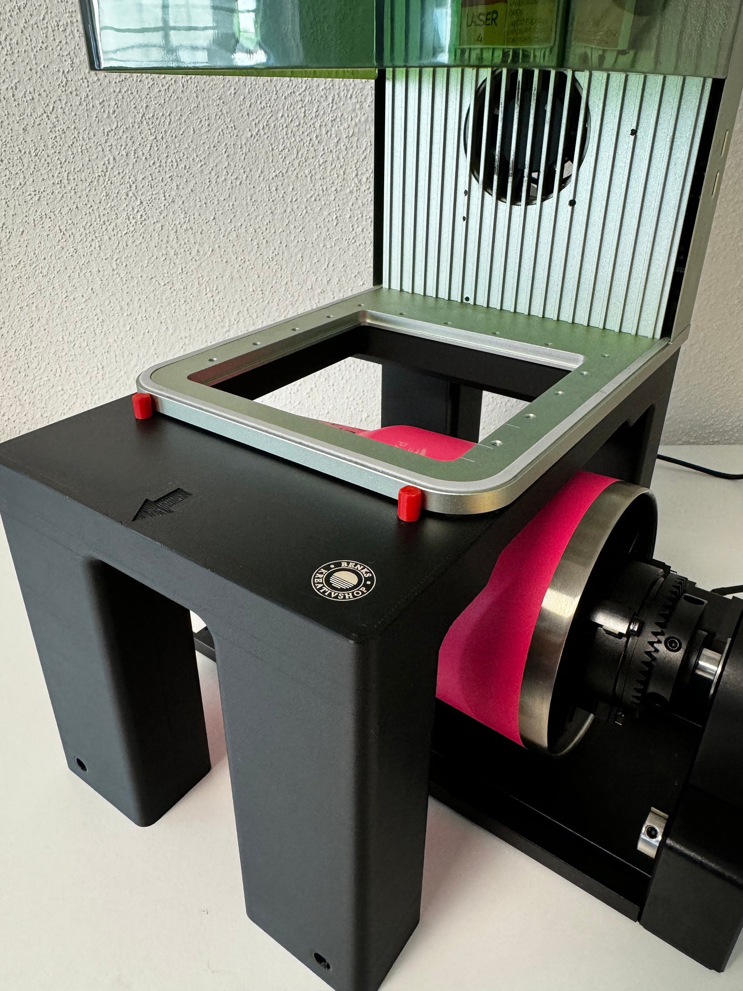 Xtool F1 Riser – Erhöhung und Adapter für größere Gravurobjekte, verstellbare Basiseinheit für Laserschneidgeräte.