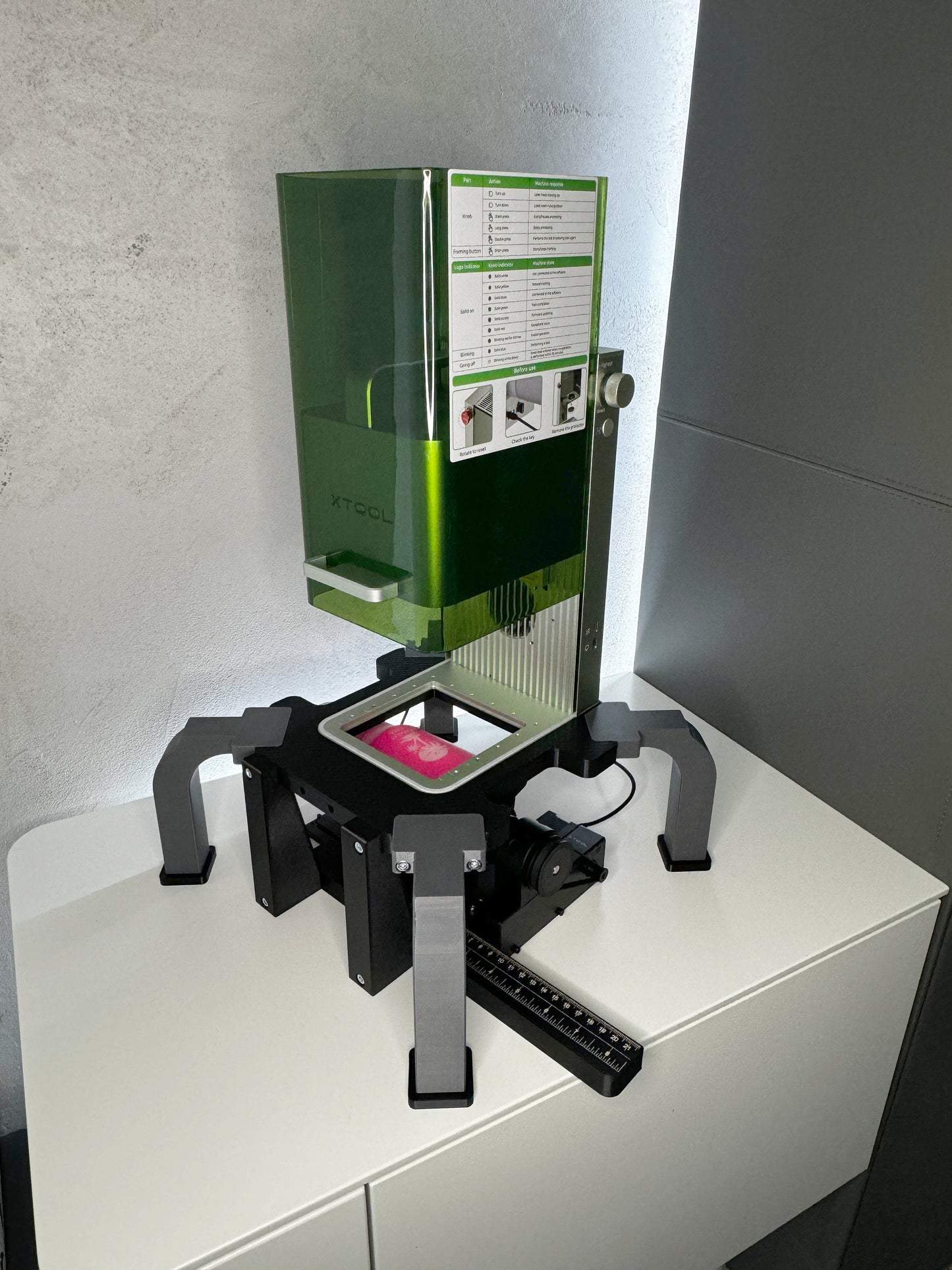 xTool F1 Riser XL – Extra Große Erhöhung für Größere Gravuren & RA2 Zubehör