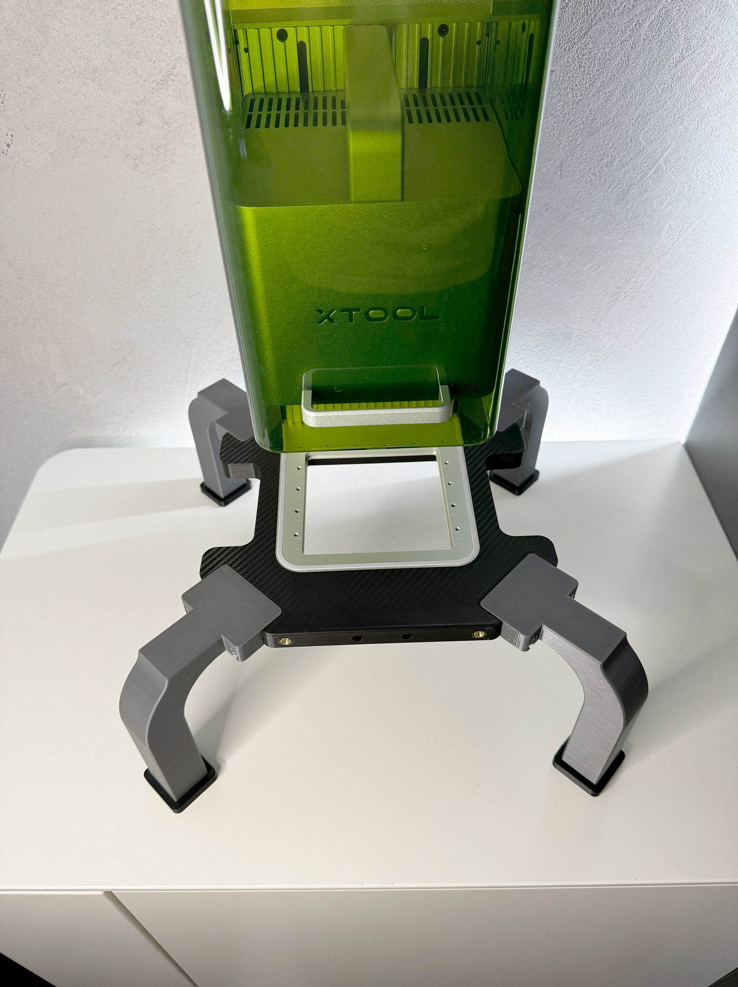 xTool F1 Riser XL – Extra Große Erhöhung für Größere Gravuren & RA2 Zubehör