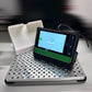 xTool F1 Ultra Stand – Ergonomischer Touchscreen-Ständer mit Bedienfeld auf Metalloberfläche