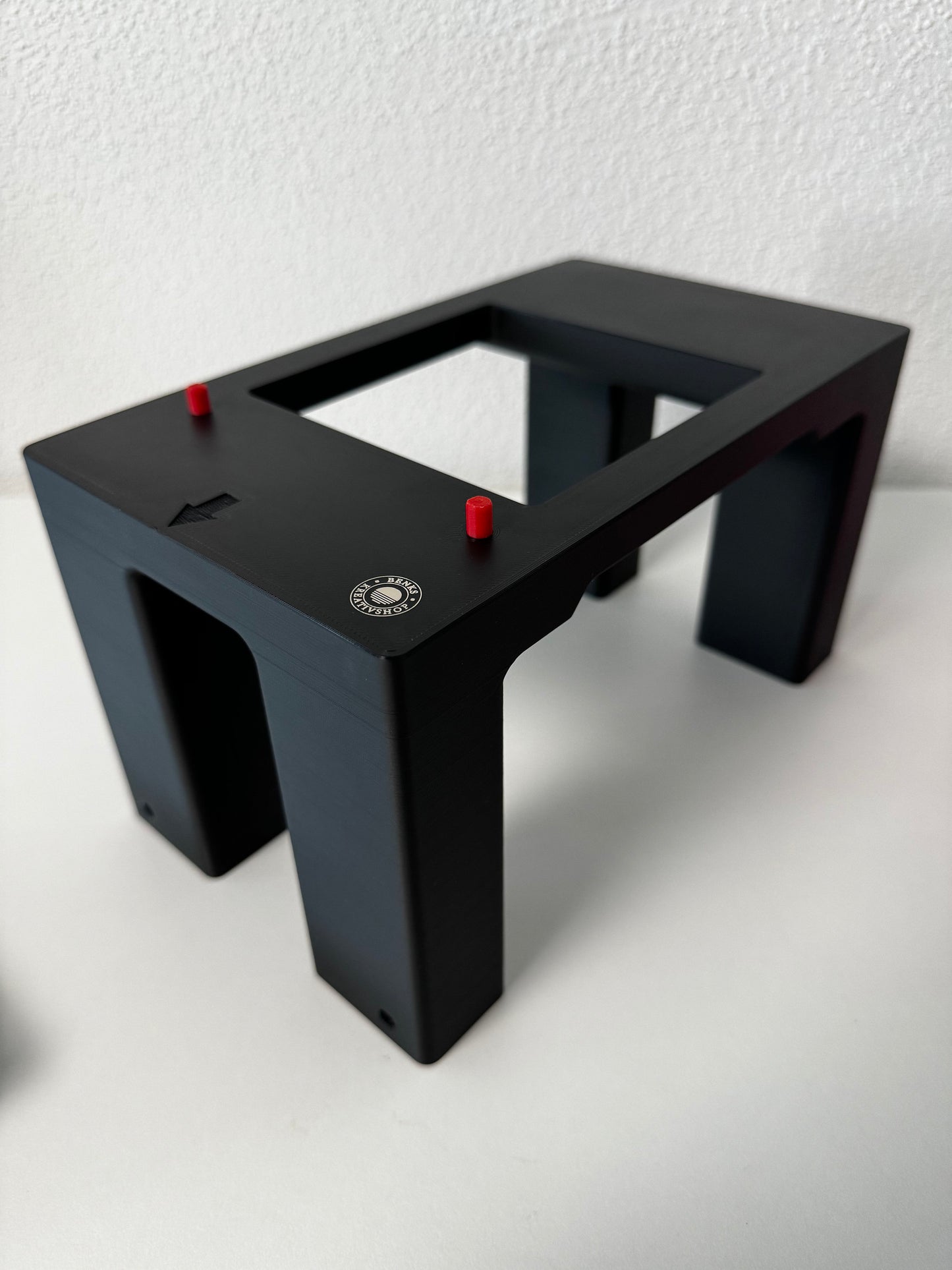 Xtool F1 Riser – Erhöhung & Adapter für größere Gravurobjekte, ideal für Laserdrucker und Gravuren.