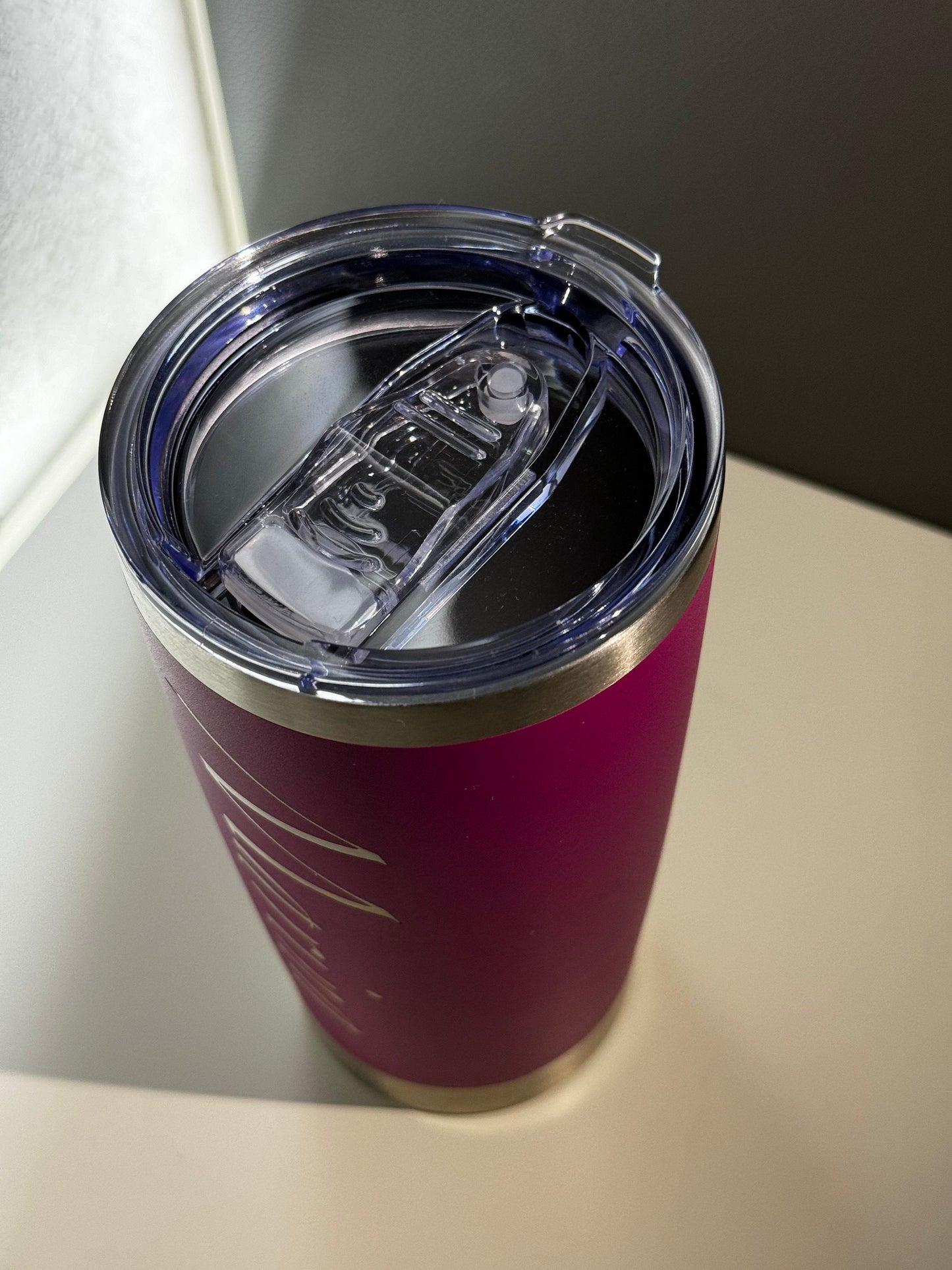 Personalisierter Thermobecher 590ml – Edelstahl mit Wunschname & Lasergravur