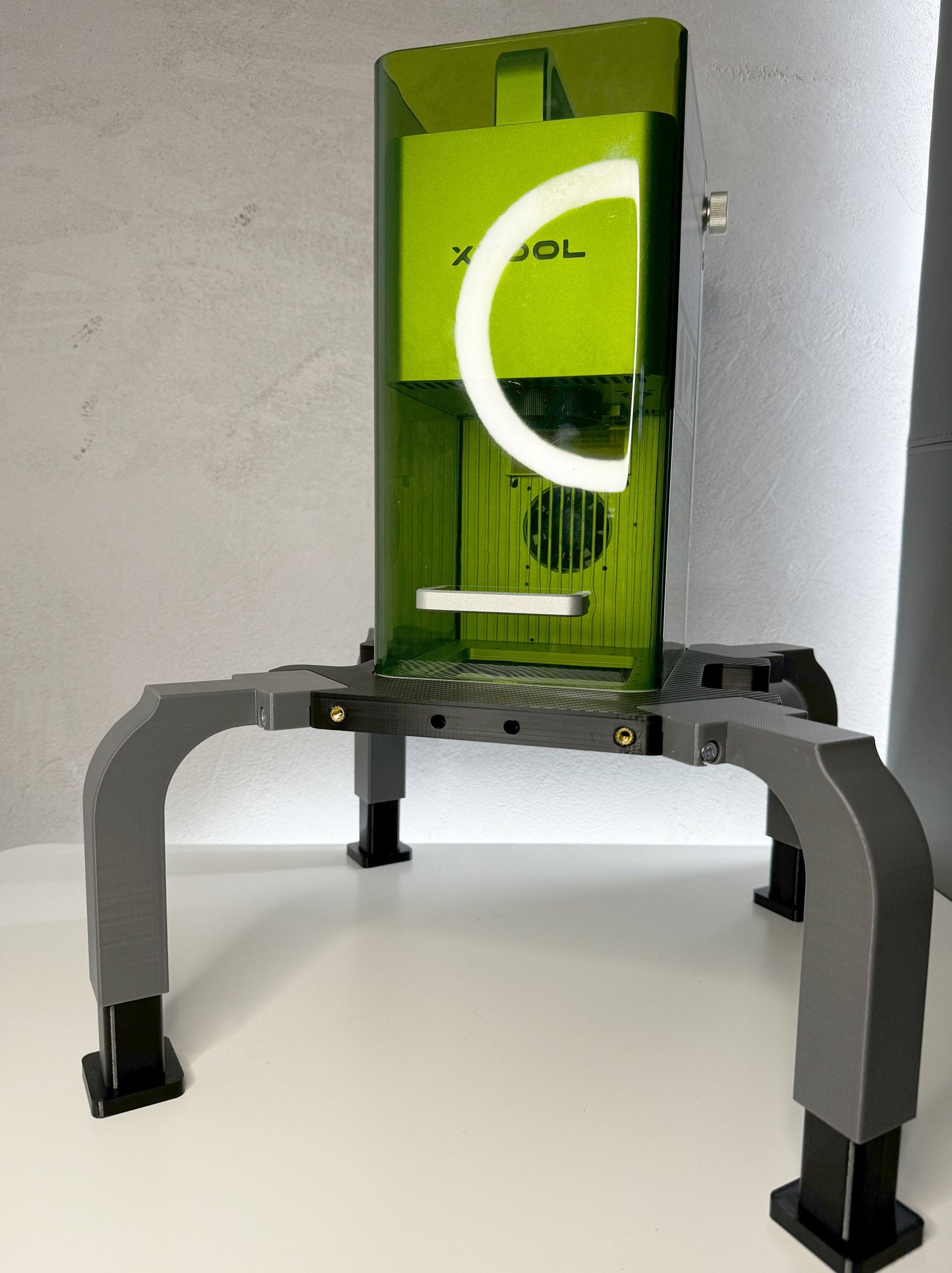 xTool F1 Riser XL – Extra Große Erhöhung für Größere Gravuren & RA2 Zubehör