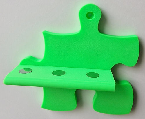 Tonie Puzzle-Erweiterung für 3 Figuren – Flexible Wandregal Ergänzung in 15 Farben, grüne Puzzleform mit Ablage.